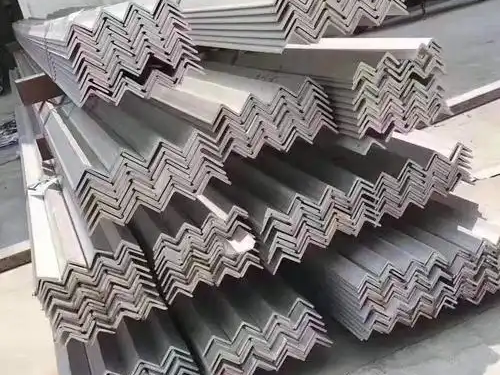 角钢